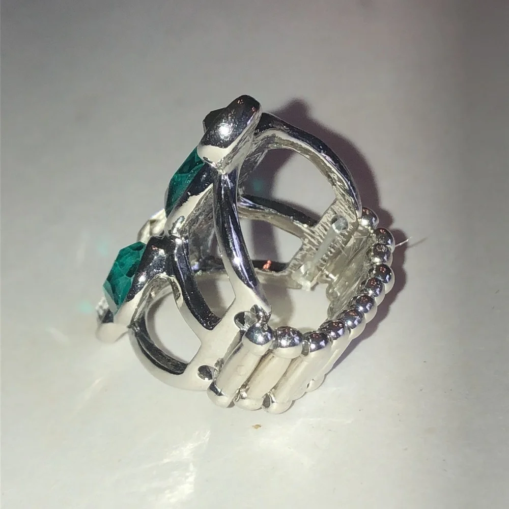 Silver Tone Emerald Rhinestone Boho Cluster Ring